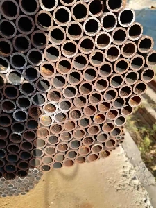 天津大無縫鋼管廠|甘肅9948石油裂化管、材質(zhì)10#20#